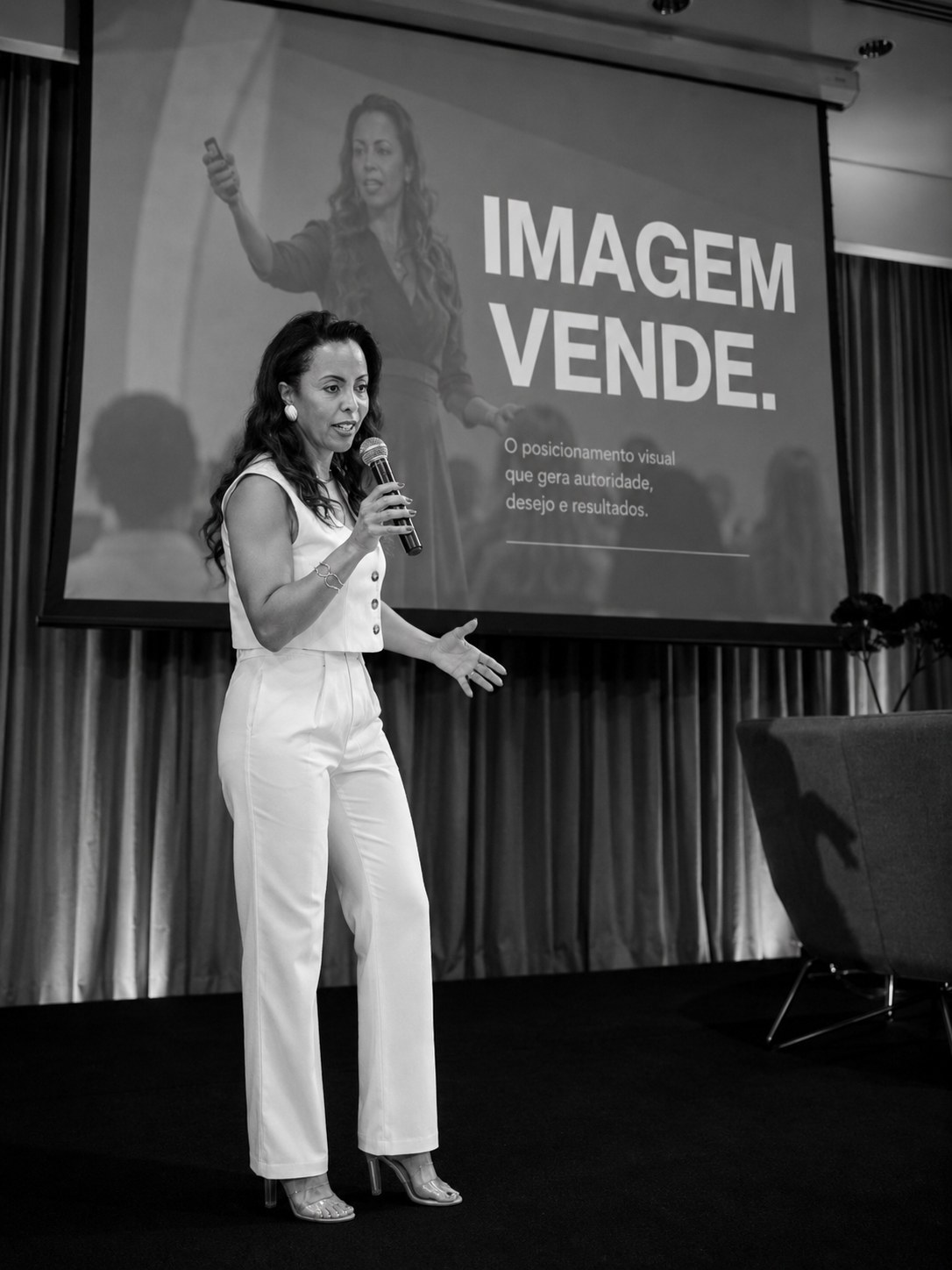 Ale Cortat em palestra corporativa